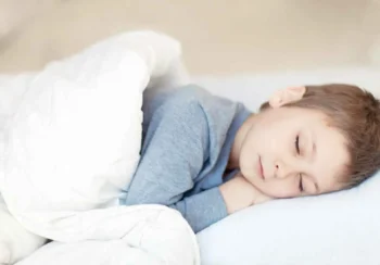 निद्राको कमीले तपाईँको शरीरमा देखिने ११ असर